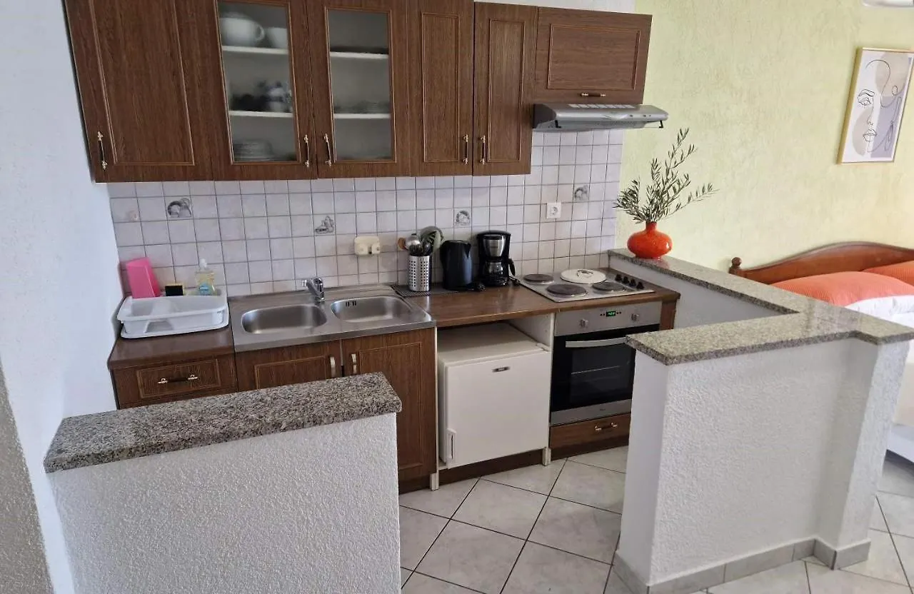 Keti 3 Nv - Apartment 2 Pax With Terrace And Private Parking Novi Vinodolski Croatia